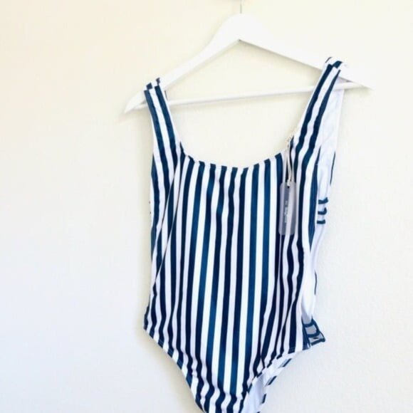 NEW! Kenny Flowers The Hamptons Navy Striped One Piece Swimsuit SZ M - Picture 6 of 11
